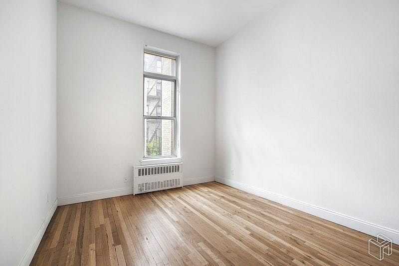 2nd image of 404 W 51st St APT 4B