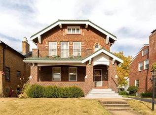 2913 Clearview Dr, Saint Louis, MO 63121