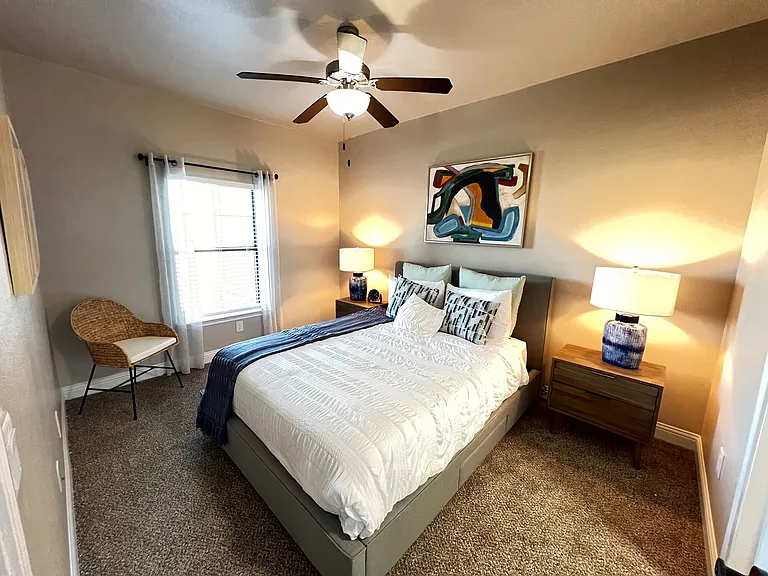The Colony Luxury Apartments — Photo 26