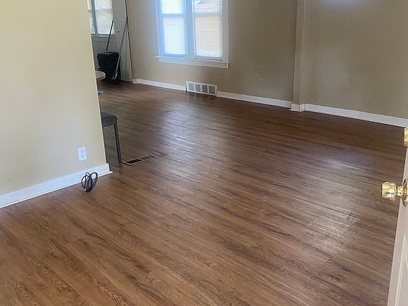 5th image of 13375 Longview St #2