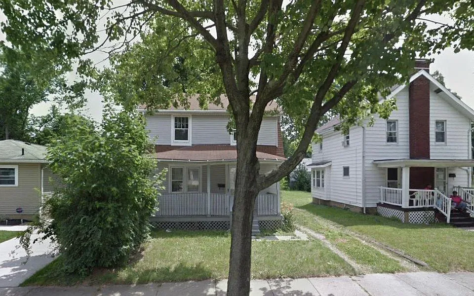 1055 Valdes Ave