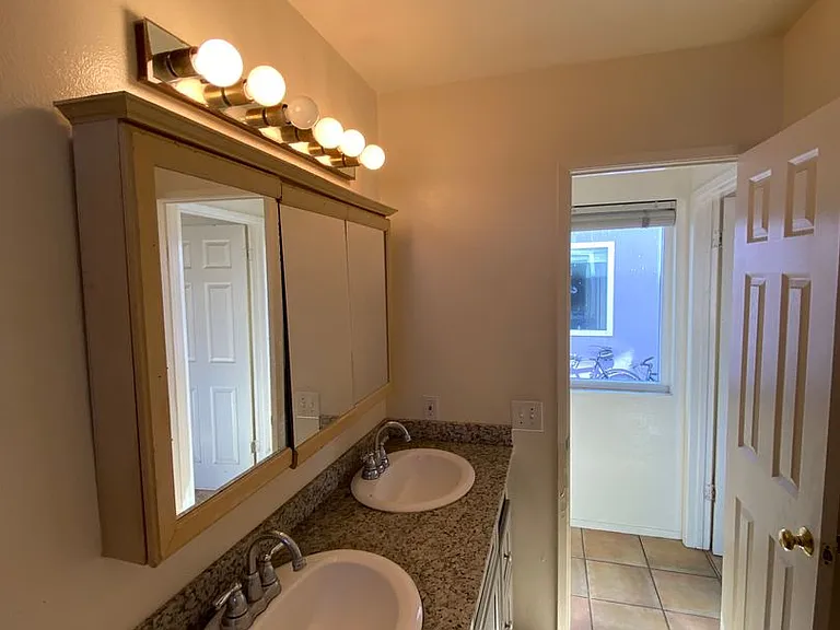 6741 Del Playa Dr — Photo 22