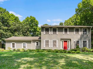 13376 Greenleaf Ln, Grand Haven, MI 49417