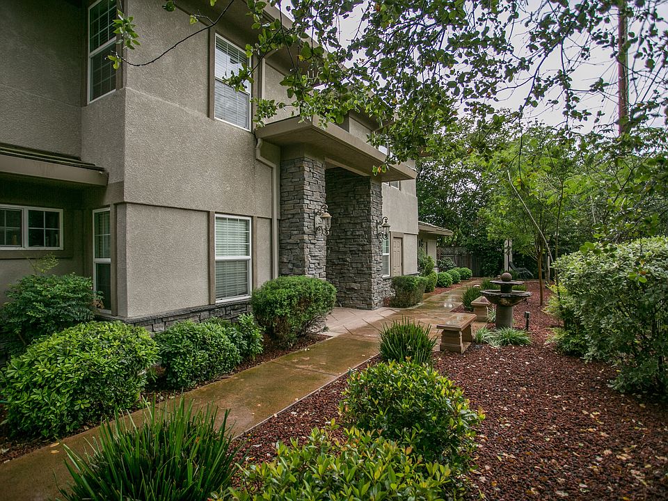 2nd image of 8078 Orange Ave
