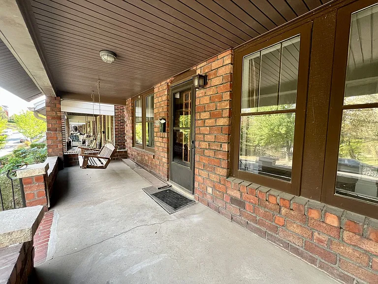 6114 Columbia Ave — Photo 4