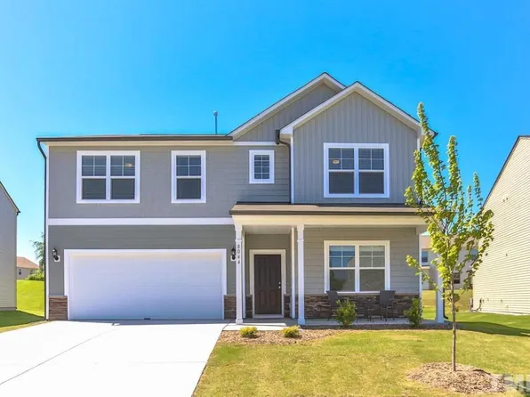 8044 Remington Heights Dr, Raleigh, NC 27616