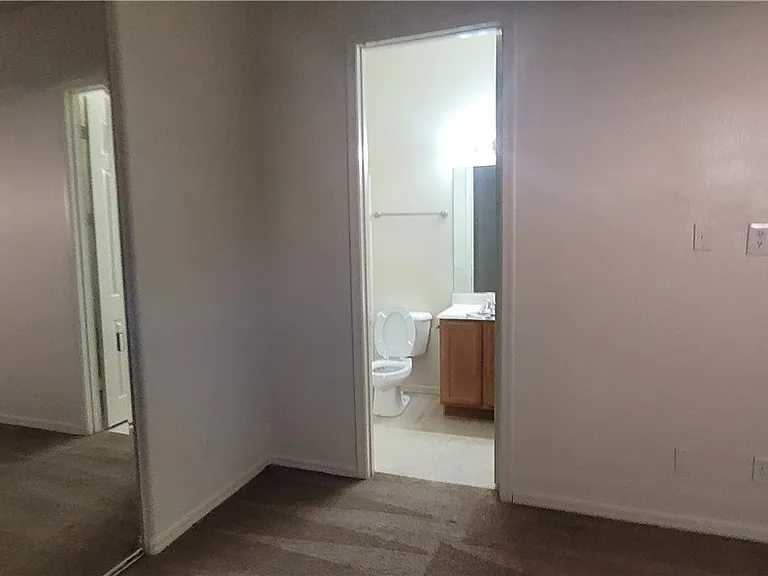 7728 Villa De La Paz Ave — Photo 36