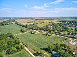 401 & 305 N Railway St, Hastings, IA 51540