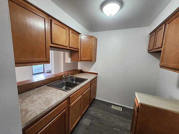 3rd image of 36-38 Teri Dr