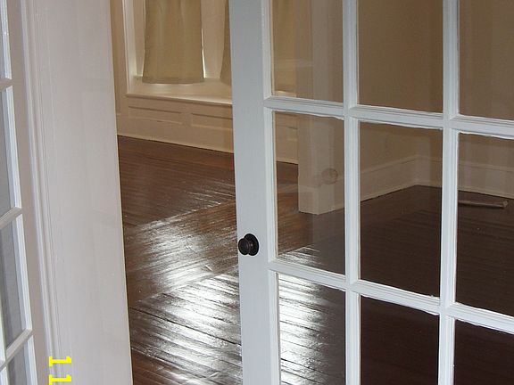 Unit 1 Foyer to LR & DR