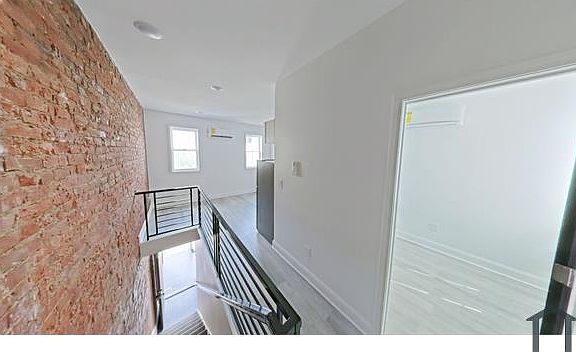 2nd image of 3510 N Mascher St #B