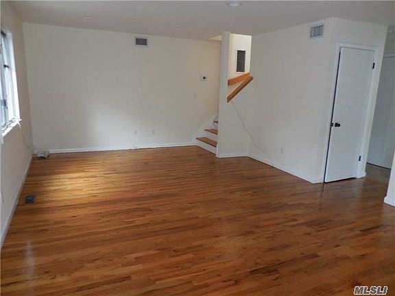4th image of 41 Sagamore Hill Dr #B