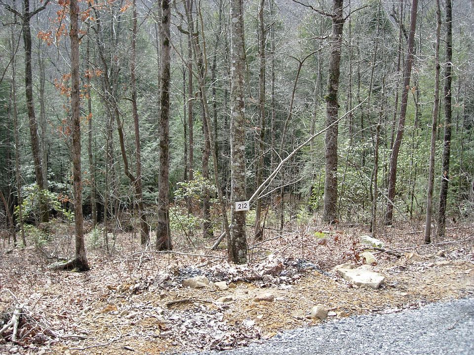 1st image of 212 Deep Woods Dr