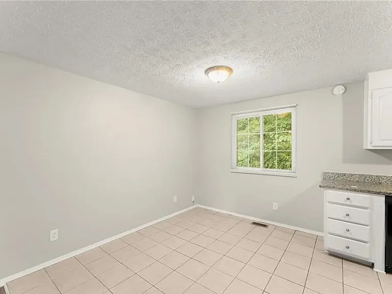 2036 Countydown Ln — Photo 5