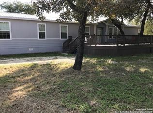 20 Enchanted Dr, Somerset, TX 78069