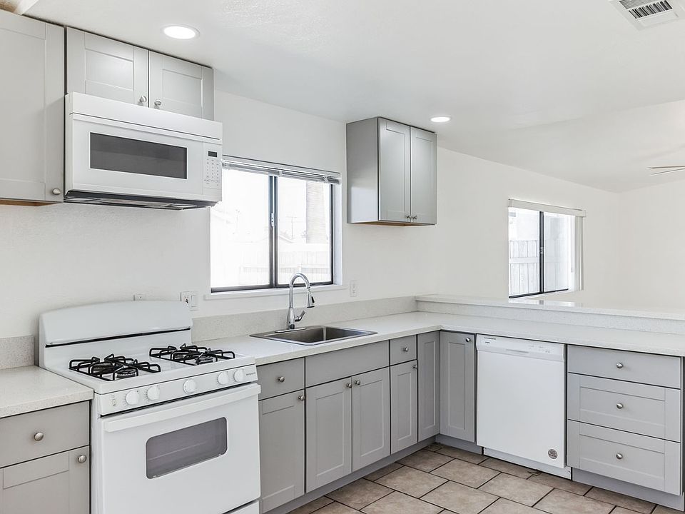 1st image of 78683 Avenue 42 #B