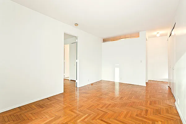 Rented by Brown Harris Stevens | media 24