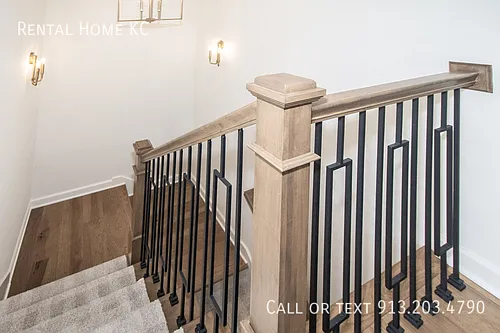 8400 W 93rd St — Photo 28