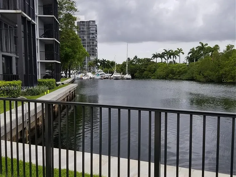 3401 N Country Club Dr #211 — Photo 24