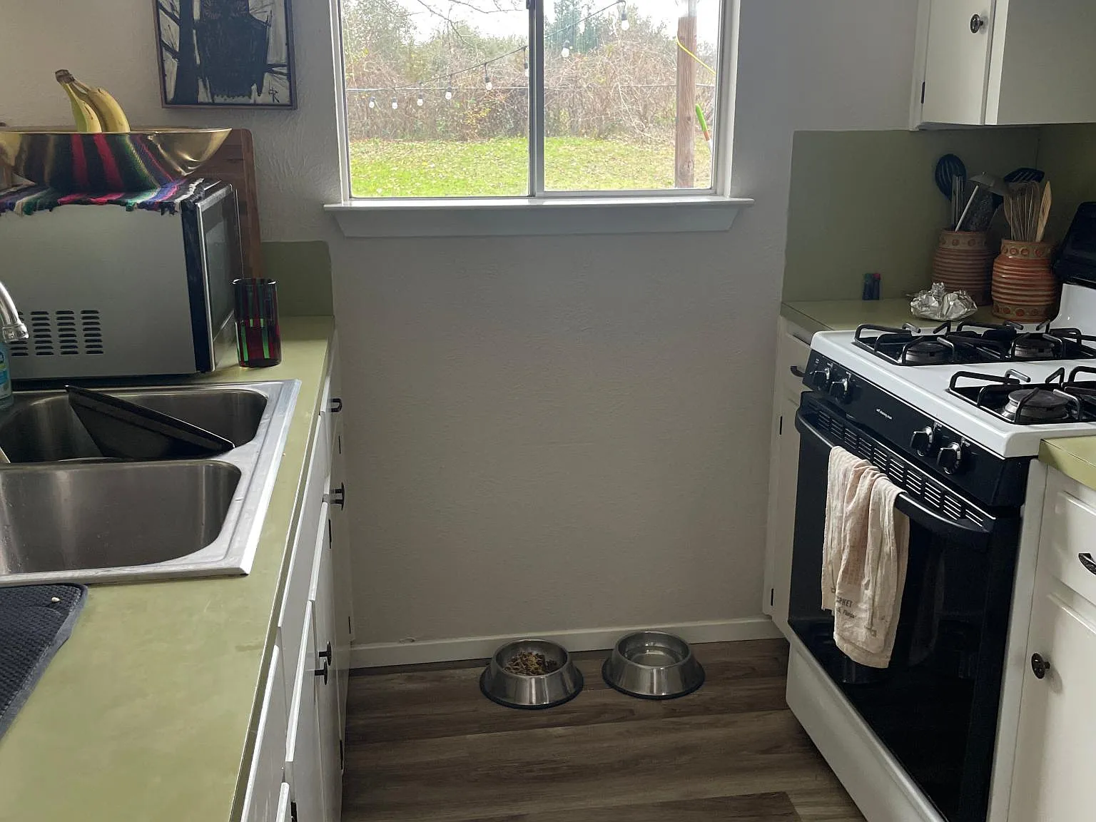 2 bed, 1.5 bath, 936 sqft, $2,400 — Photo 3