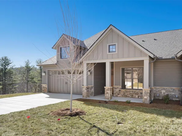 98 Chimney Chase Trl, Hendersonville, NC 28739