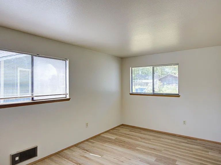 14919 54th Pl W — Photo 17