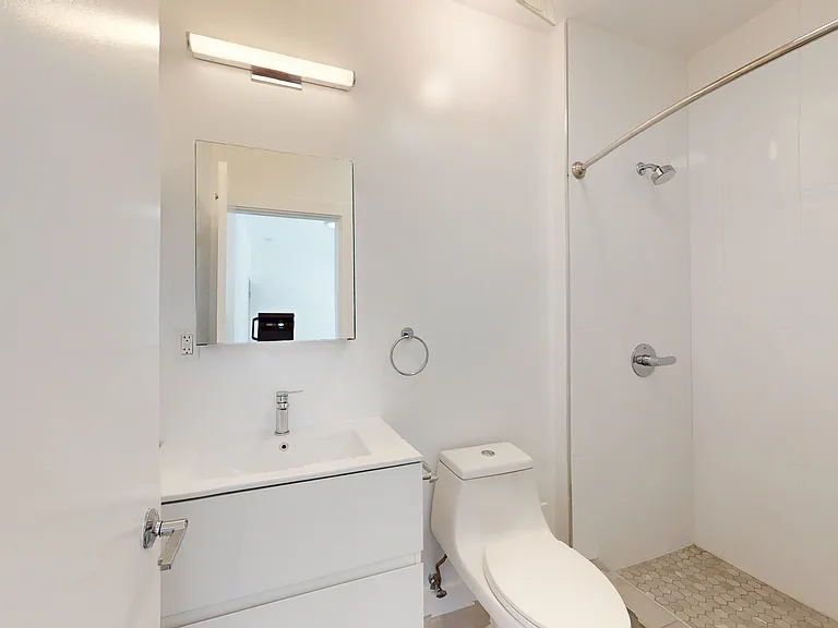 90 Alhambra St #406 — Photo 13
