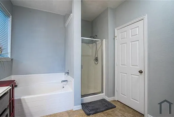1412 Kittyhawk Dr — Photo 14