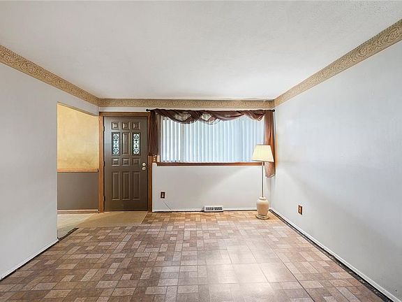 5th image of 620 Boston Ave