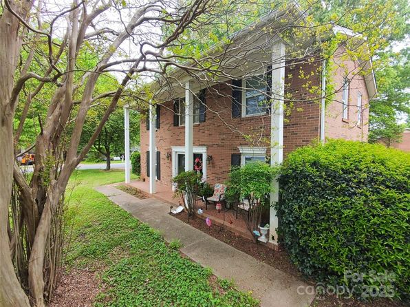 charlotte-north-carolina-6211657 picture