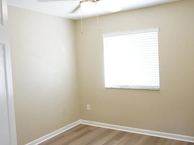1964 Flamingo Pl — Photo 21