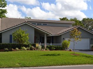 8680 NW 56th St, Pompano Beach, FL 33067