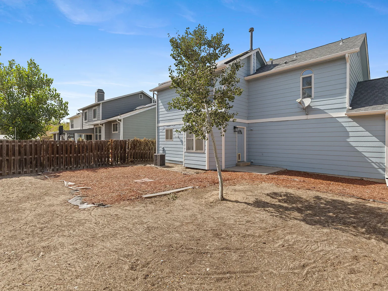 3 bed, 2.5 bath, 1442 sqft, $2,800 — Photo 4
