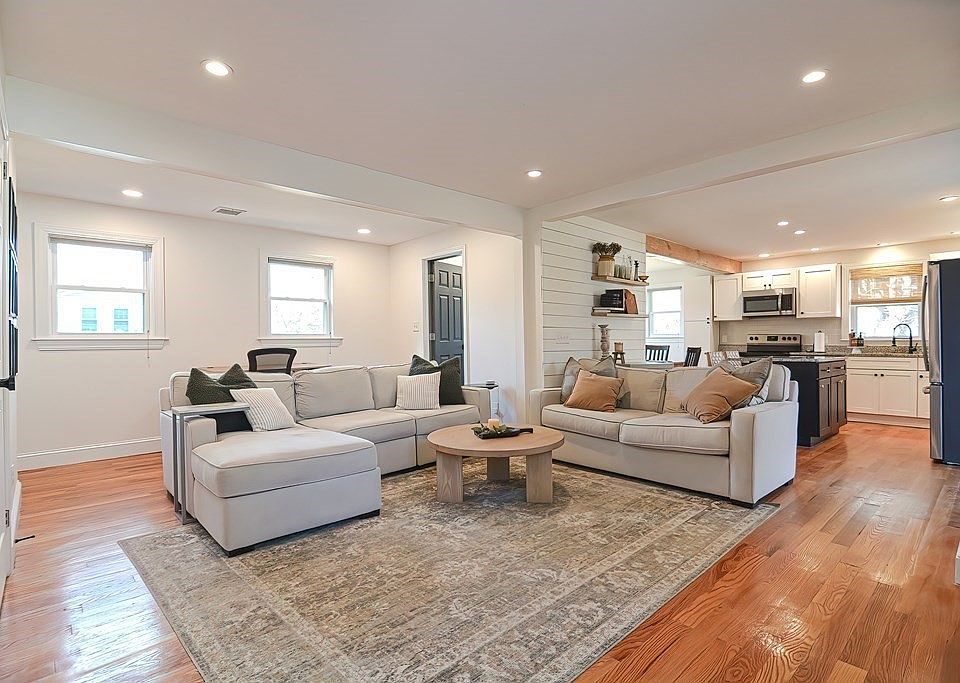 18 Village St, Medway, MA 02053 Zillow