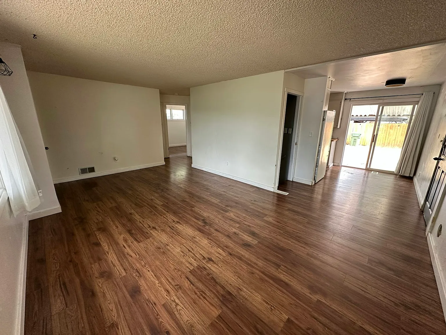 5118 North Cannon Street — Photo 3