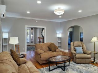 210 S Lynn Ave, Elizabethton, TN 37643
