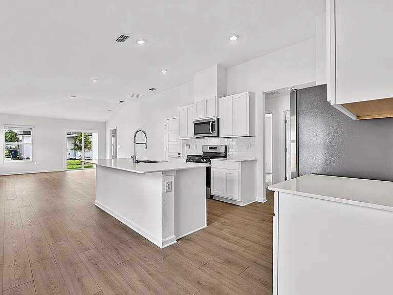 863 Grand Reserve Dr — Photo 6