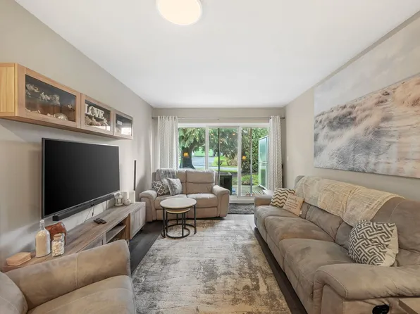 20155 50th Ave #13, Langley, BC V3A 6R8