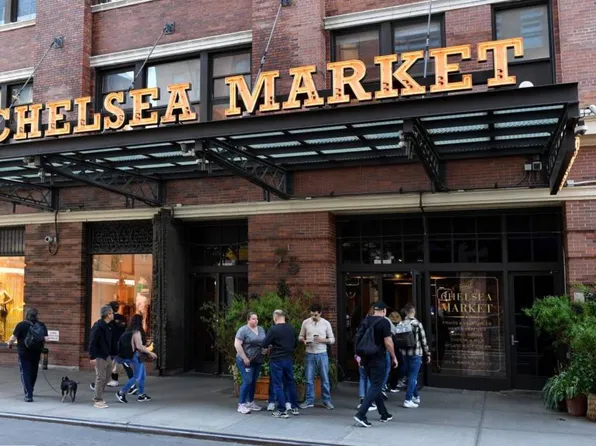 319 West 18th Street image 13 of 18