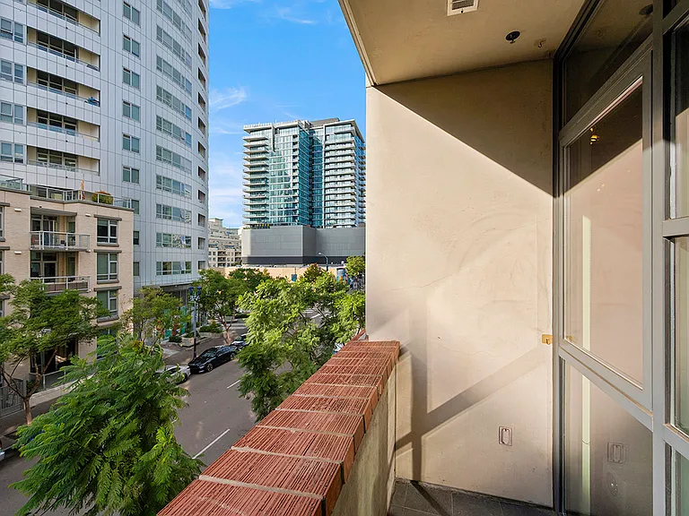 1050 Island Ave #317 — Photo 31