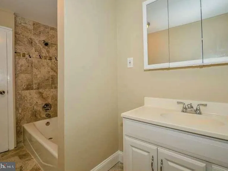 4173 Apple St — Photo 10