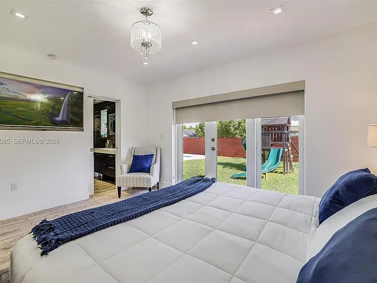 7549 Buccaneer Ave — Photo 20