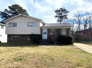 657 Old Pine Rd, Birmingham, AL 35214