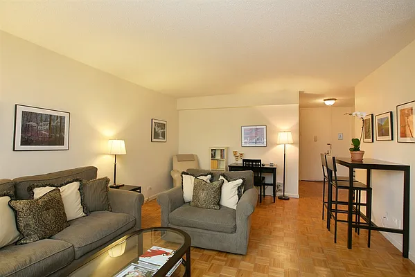 Rented by Corcoran | media 11