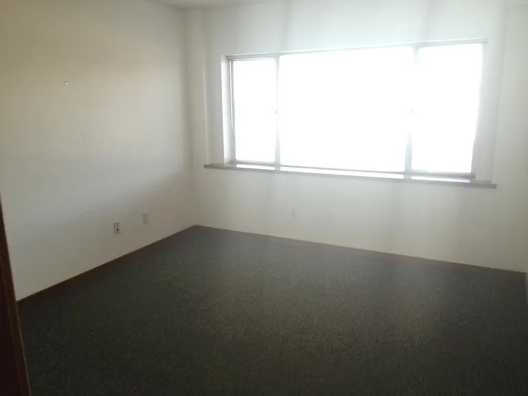 924 Park Ave SW — Photo 5