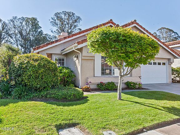 5th image of 626 Riviera Cir