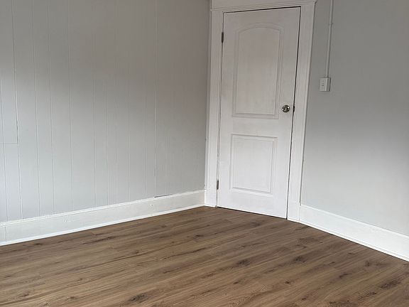 3rd image of 387 Willow St #3S