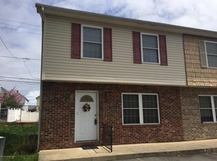 100 E Newport St, Hanover Township, PA