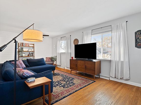 5th image of 1760 Thursby Ave