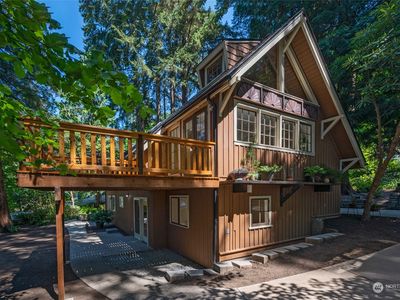 17239 Greenwood Place N, Shoreline, WA, 98133